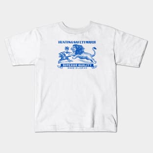 1905 Lion Chasing Hunter Kids T-Shirt